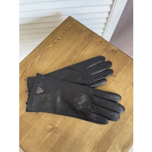 Перчатки шерсть черный Pittards 2738-2