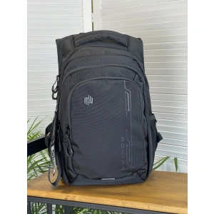 Рюкзак черный Maksimm E206