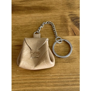 Брелок бежевый Alexander Ts